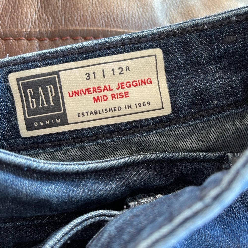 GAP jeans. Used once but there are the wrong size.